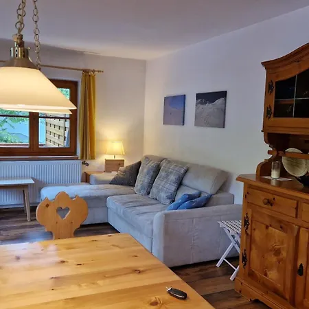 Haus Seeblick Am * תיירזה